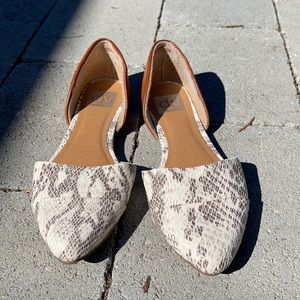 Dolce vita two tone flats